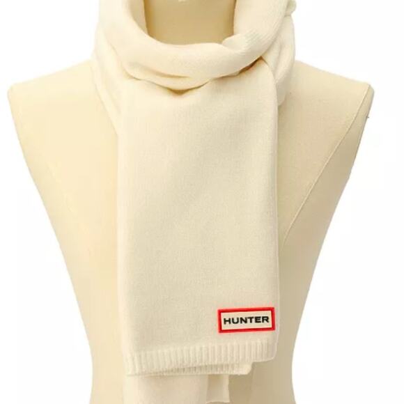 Hunter Accessories - Hunter Play Essential Cream Scarf oversized large warm ivory white winter New